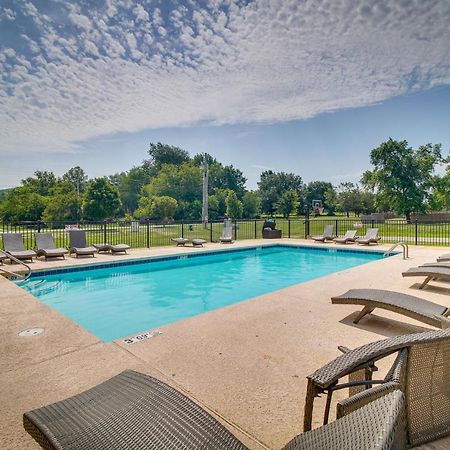 Fayetteville Vacation Rental With Deck And Shared Pool Exterior photo